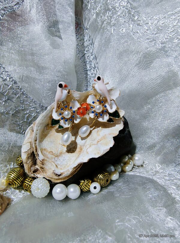 Noor Pearl Drop
