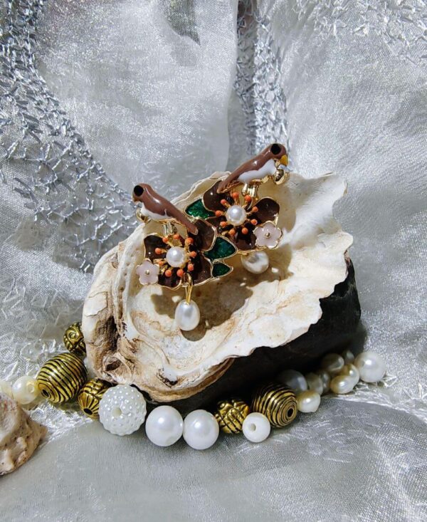 Noor Pearl Drop