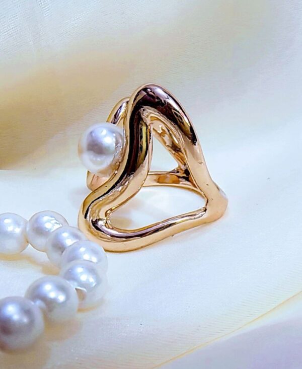 Pearlfect Curve