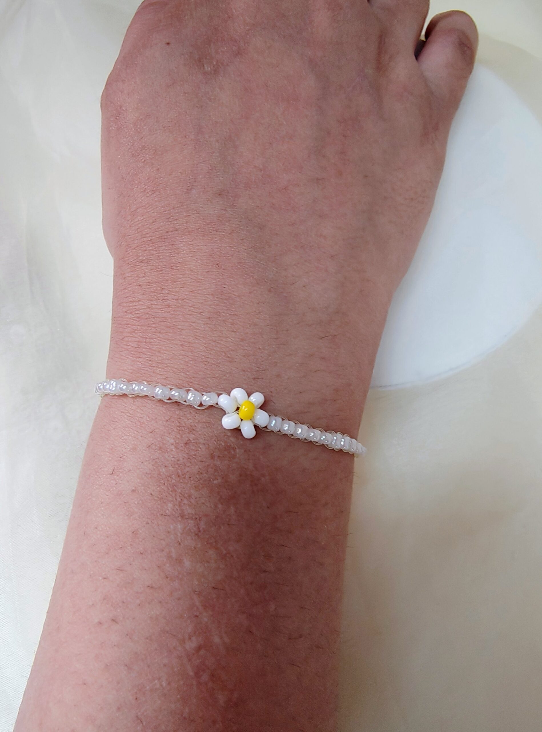 Daisy Charm Bracelet 🌼